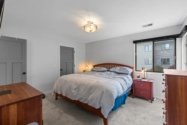 $225,000 | 116 East Freistadt Road, Unit B, Thiensville, WI 53092