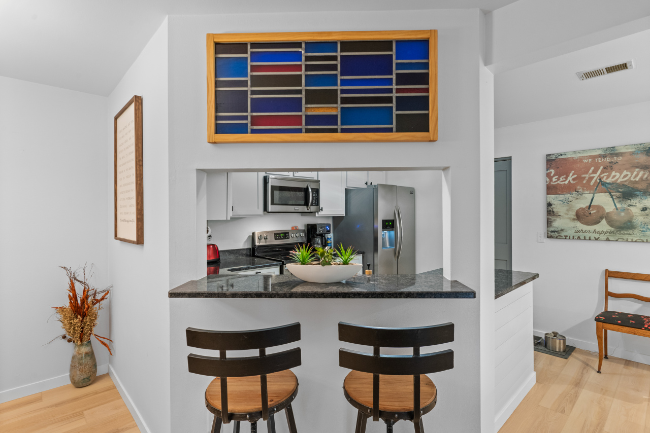 116 East Freistadt Road, Unit B Thiensville, WI 53092 - Photo 10 of 22 Photo