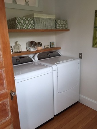 39 Ashbrook Street Springfield, MA 01118 - Photo 11 of 16