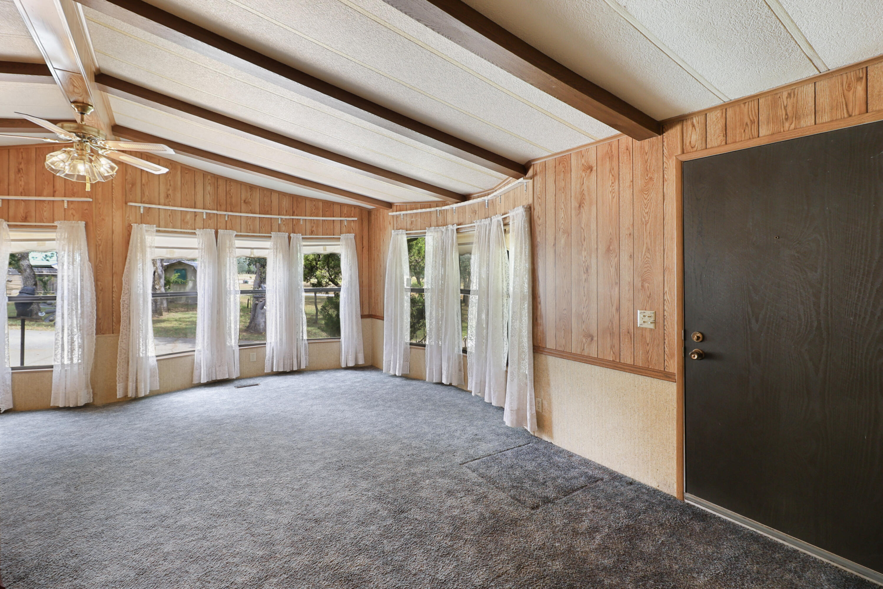 13596 Quarry View Road Redding, CA 96003 - Photo 13 of 57 16-01