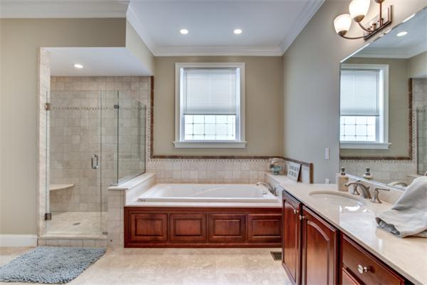 28 Topsfield Road, Unit 2 Ipswich, MA 01938 - Photo 18 of 26