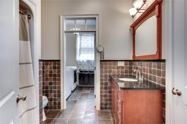 28 Topsfield Road, Unit 2 Ipswich, MA 01938 - Photo 20 of 26