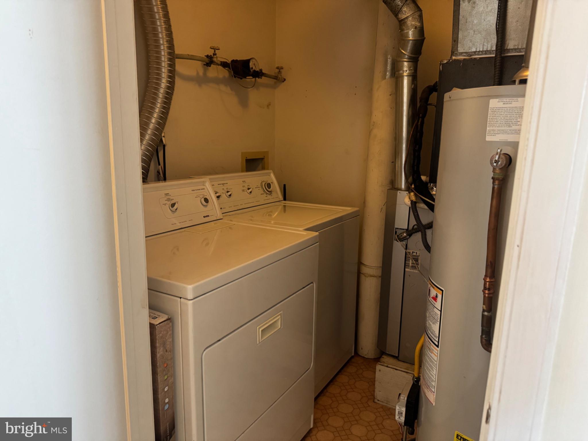 1908 B Ralston Drive Mount Laurel, NJ 08054 - Photo 15 of 21 a utility room with dryer and washer