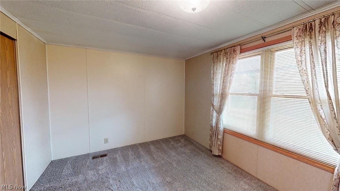 709 Barnett Ridge Road Belpre, OH 45714 - Photo 13 of 17 Gallery Image 13