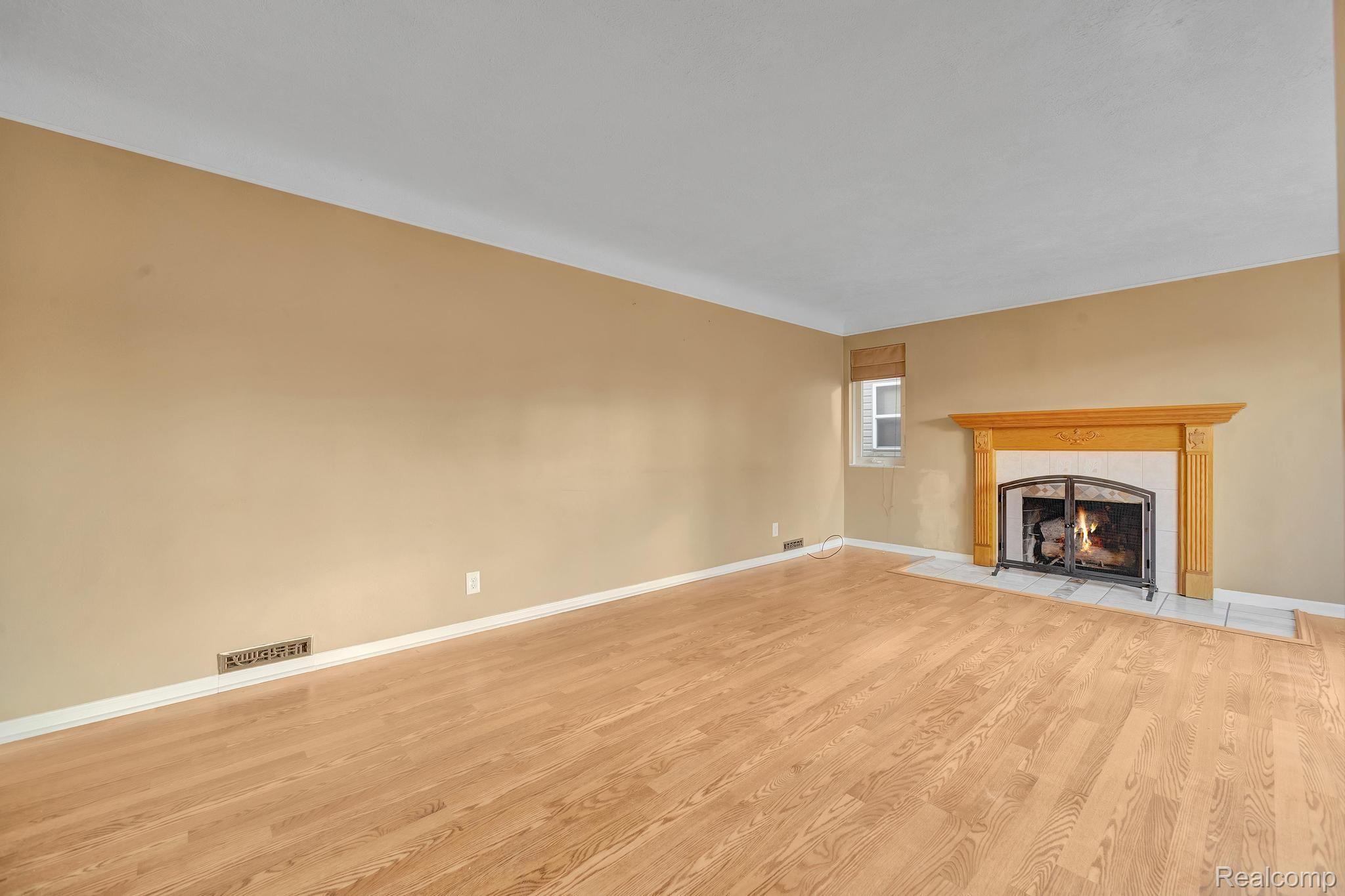 14718 Inkster Road Redford, MI 48239 - Photo 7 of 33 Gallery Image 7