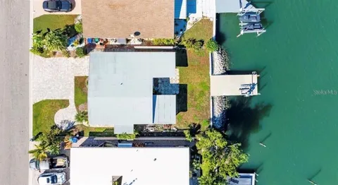 a view of a outdoor space