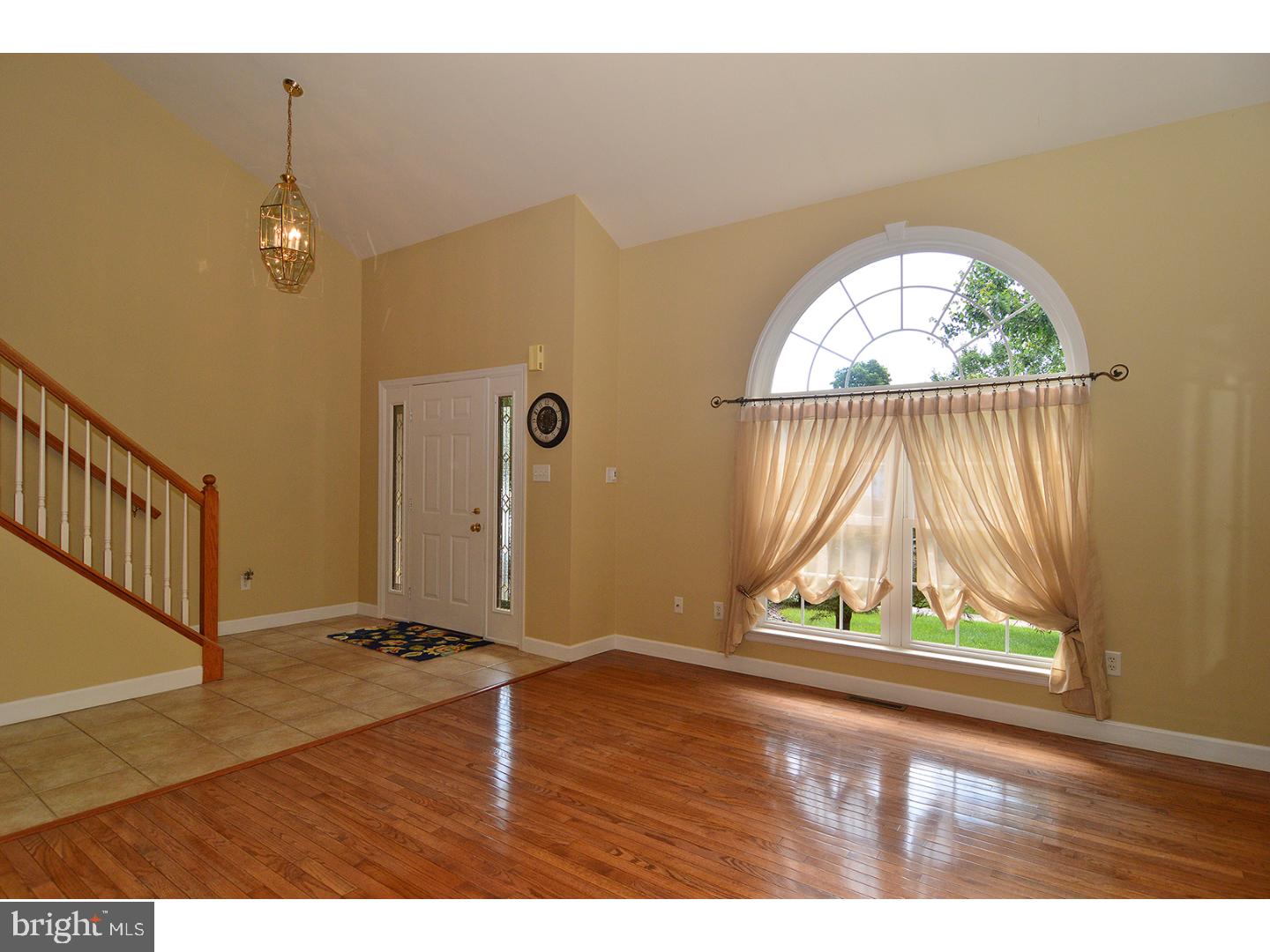 26 Connecticut Avenue Sinking Spring, PA 19608 - Photo 2 of 24 Foyer