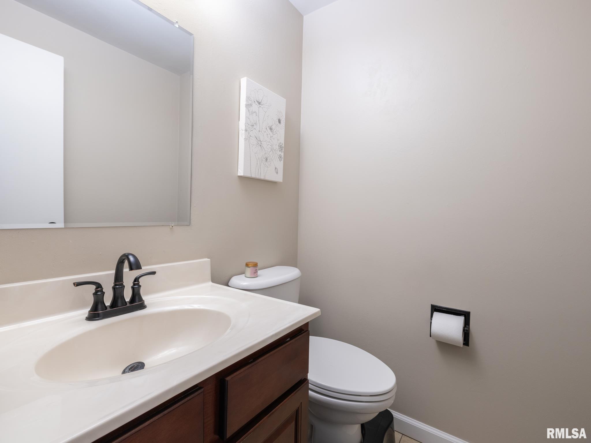 1100 Hampton Road Washington, IL 61571 - Photo 12 of 64