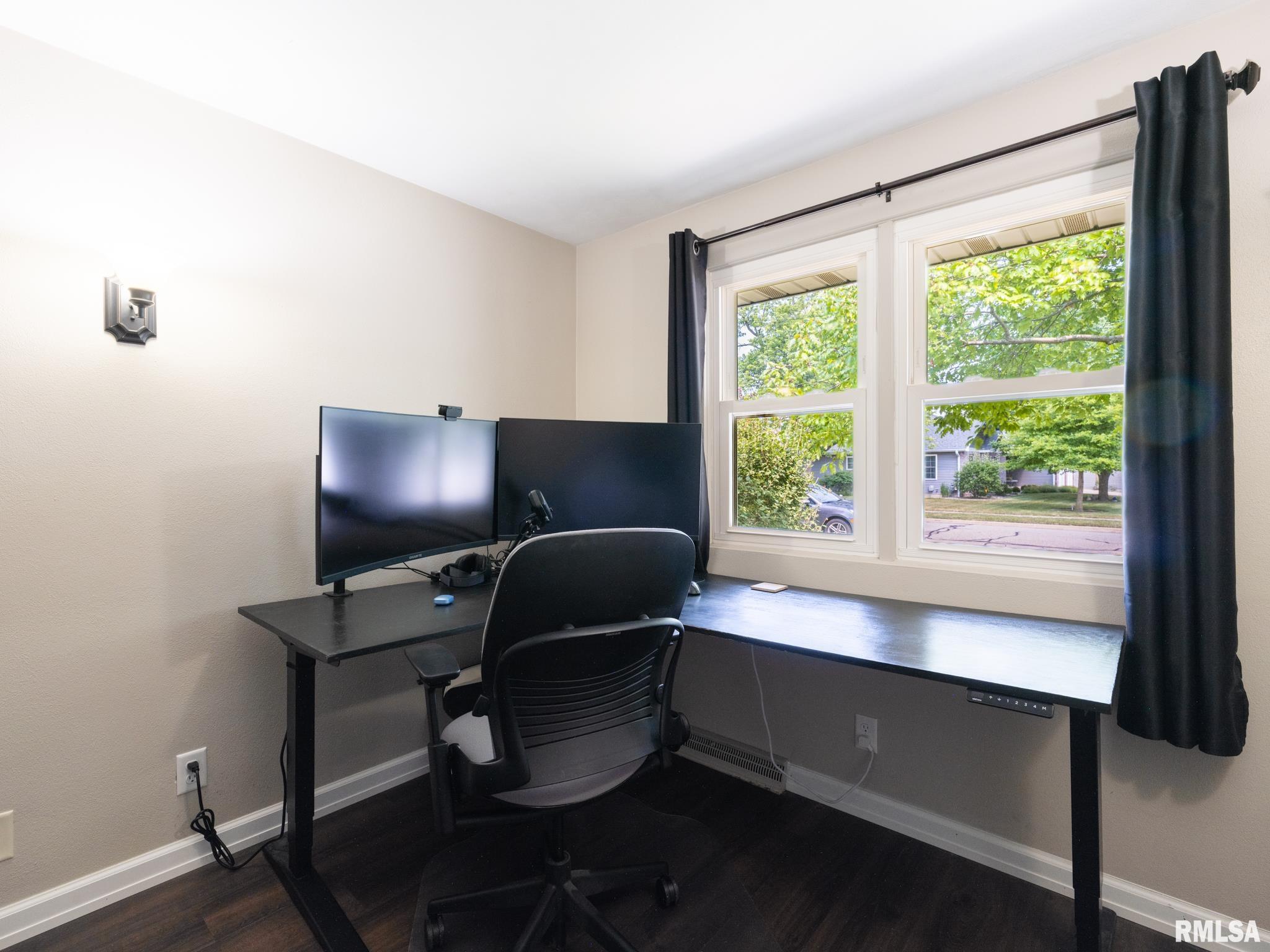 1100 Hampton Road Washington, IL 61571 - Photo 16 of 64