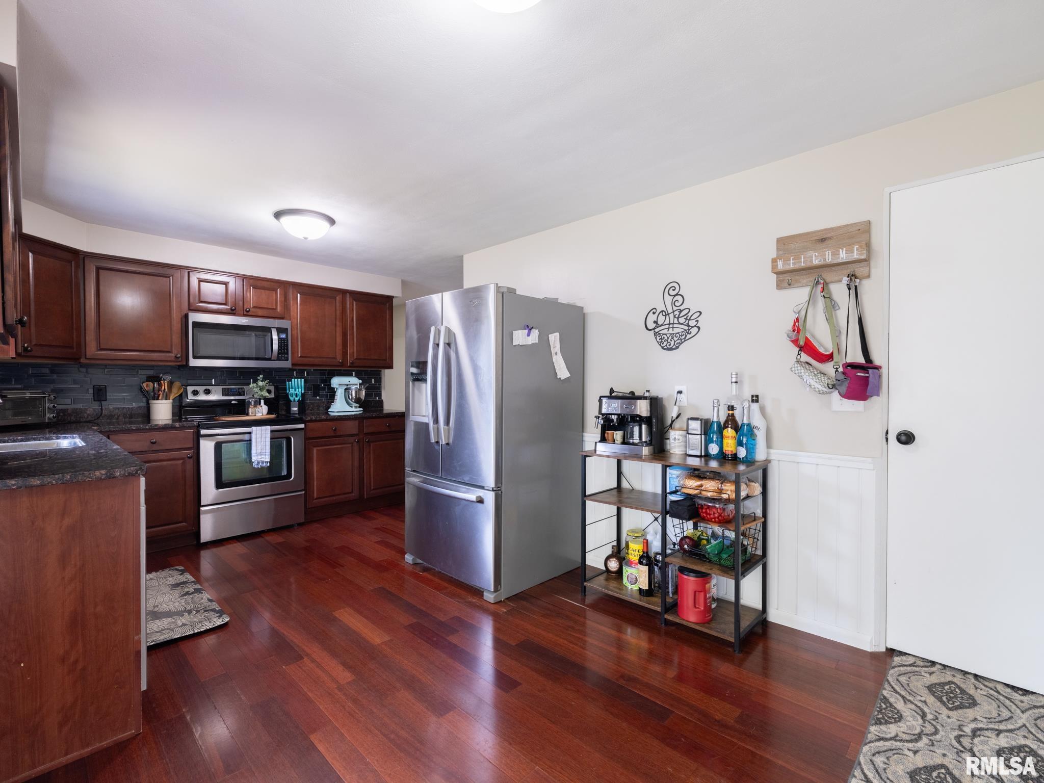 1100 Hampton Road Washington, IL 61571 - Photo 38 of 64