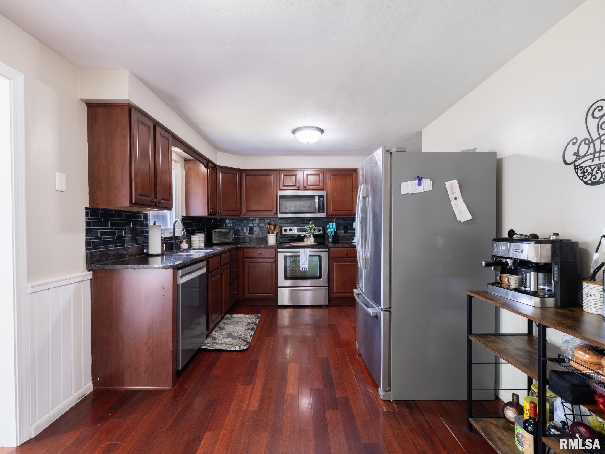 1100 Hampton Road Washington, IL 61571 - Photo 39 of 64