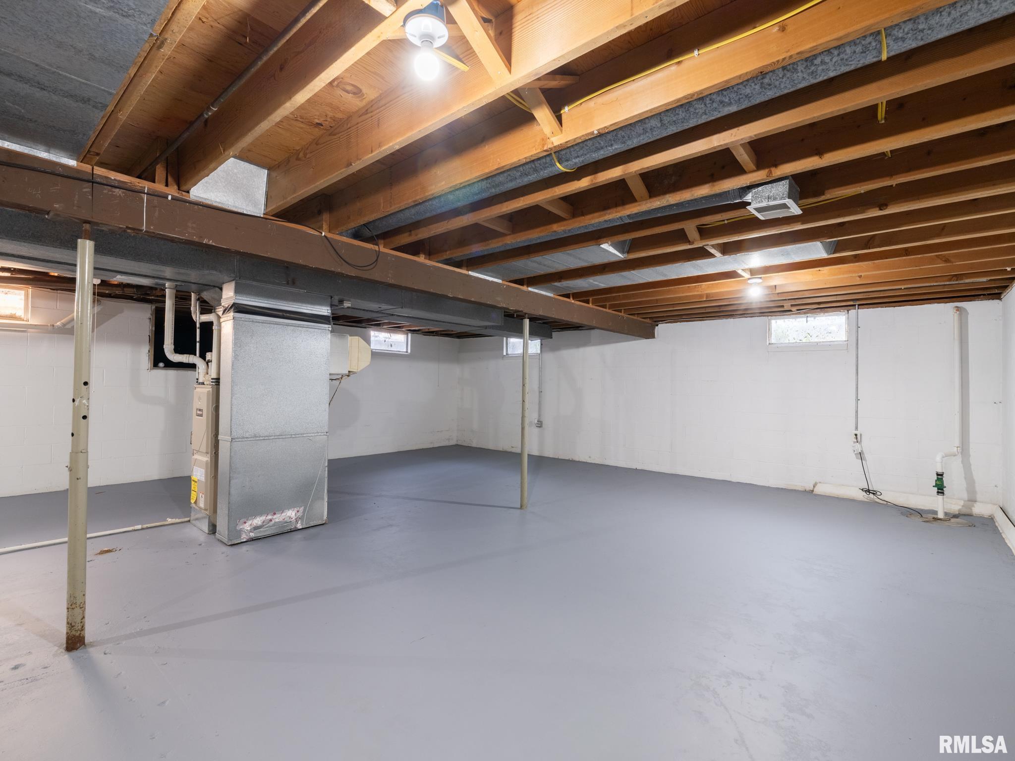 1100 Hampton Road Washington, IL 61571 - Photo 45 of 64