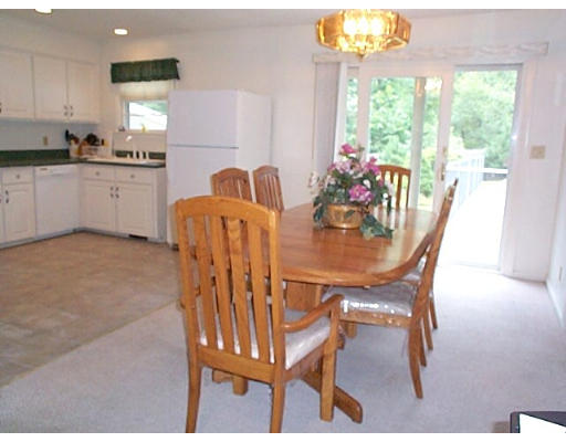 26 Pamela Road Framingham, MA 01701 - Photo 6 of 24 Gallery Image 6