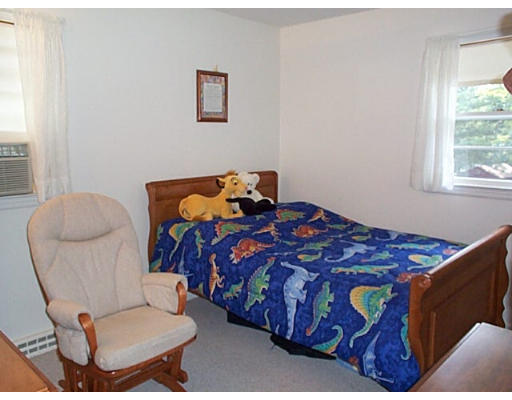 26 Pamela Road Framingham, MA 01701 - Photo 10 of 24 Gallery Image 10