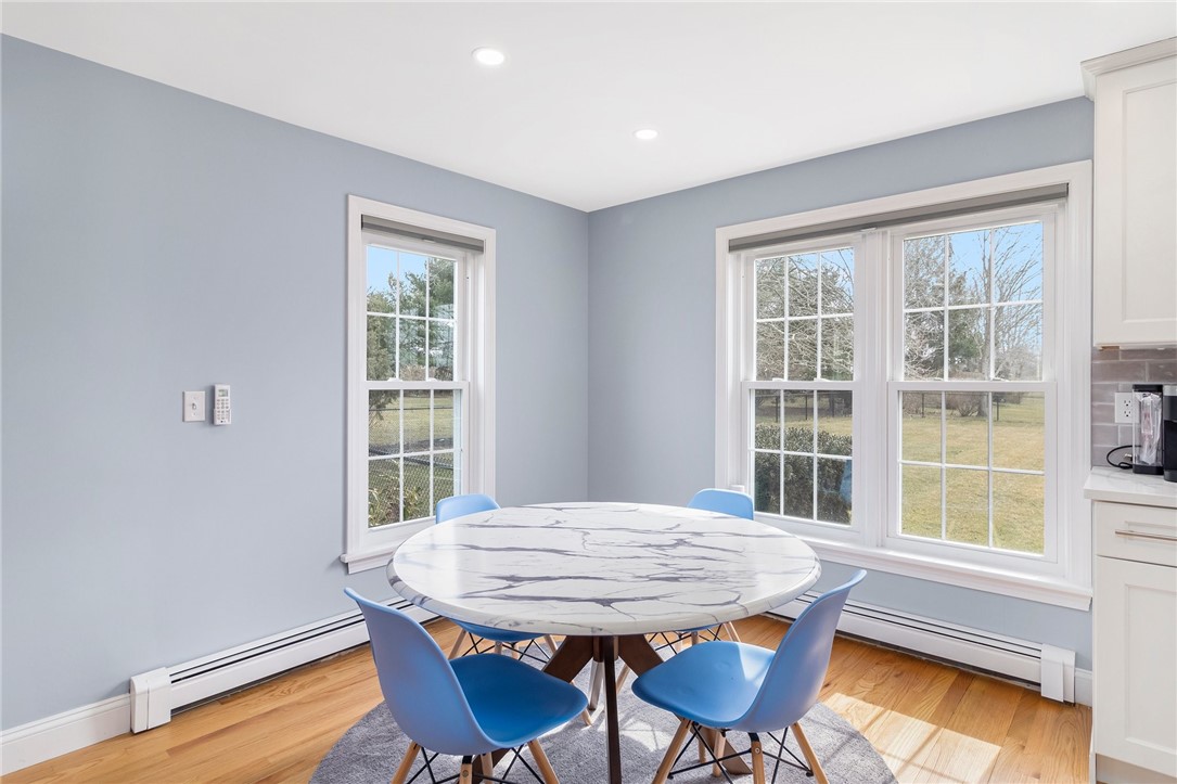 53 River Run Middletown, RI 02842 - Photo 11 of 33