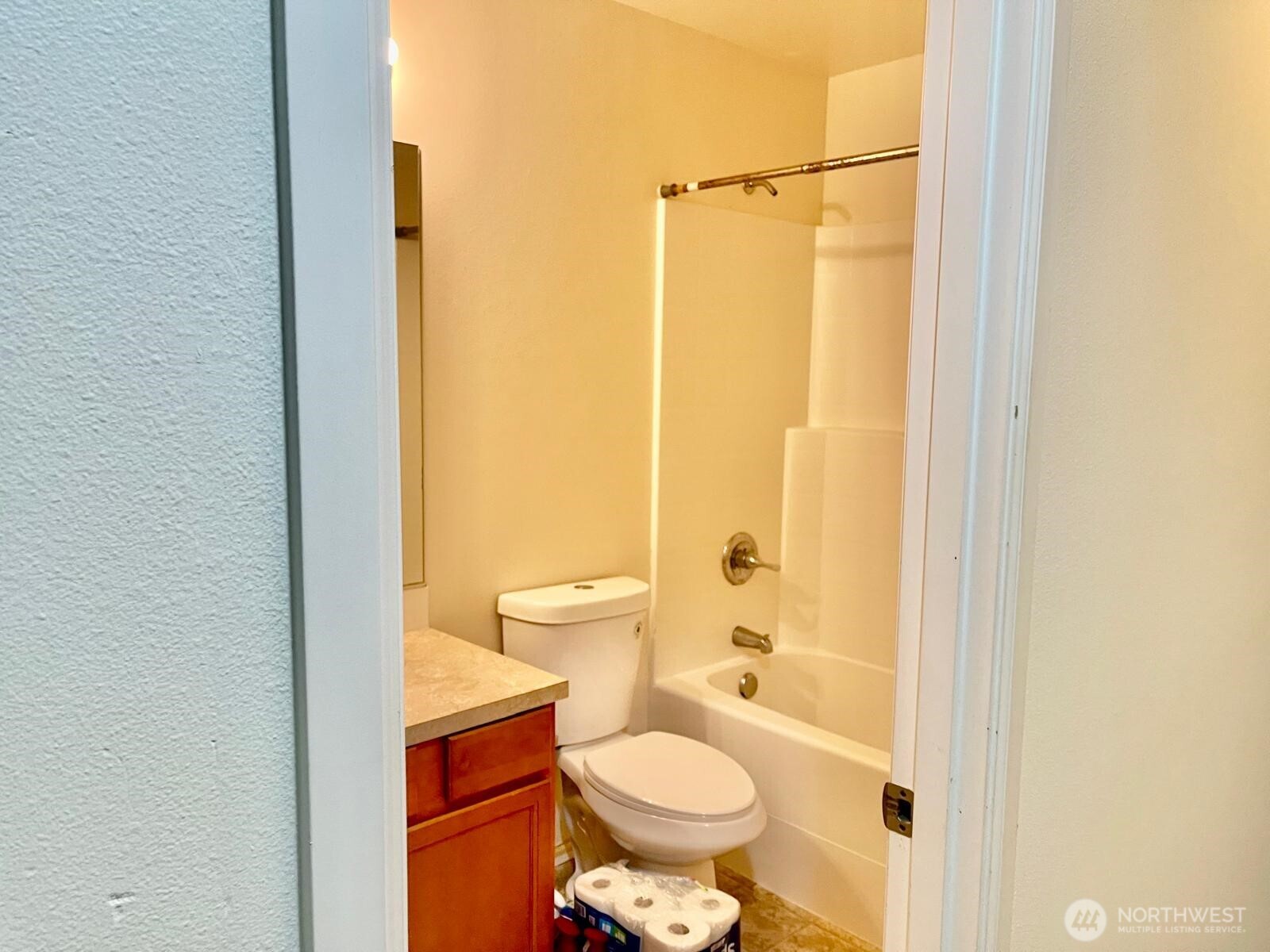 6827 41st Street East Fife, WA 98424 - Photo 16 of 21