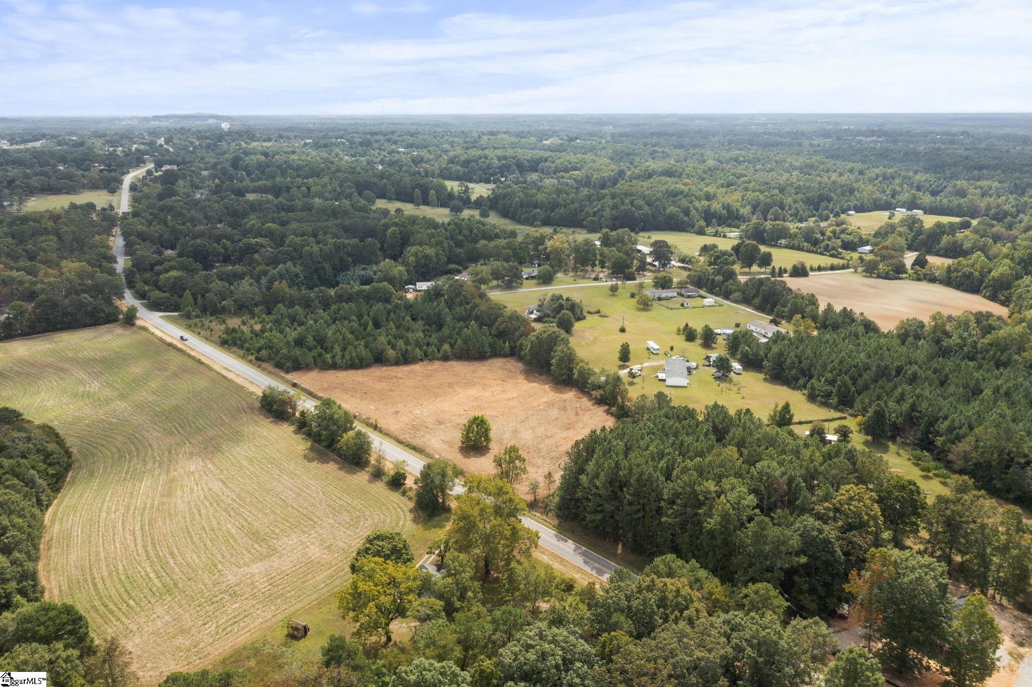 150 Babb Road Campobello, SC 29322 - Photo 7 of 13