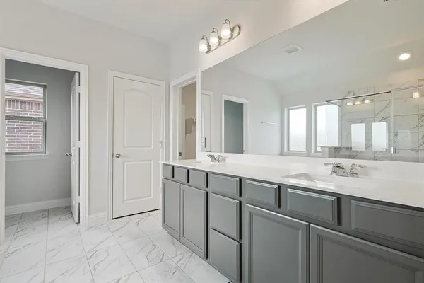 $3,200 | 1752 Blakely Place, Little Elm, TX 76227