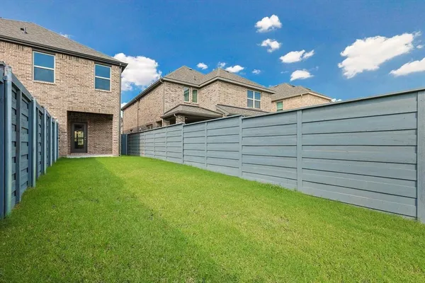 $3,200 | 1752 Blakely Place, Little Elm, TX 76227