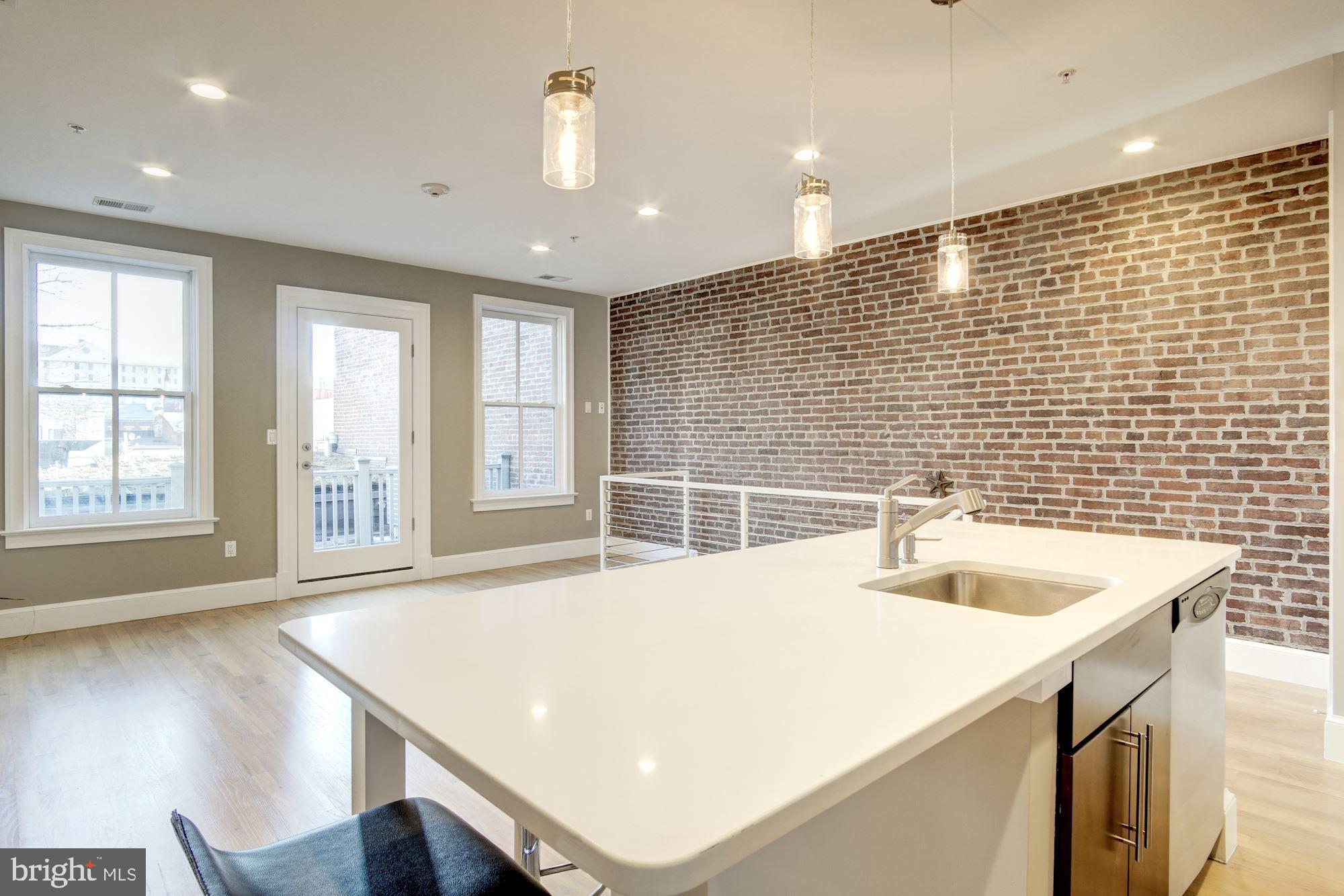 1316 9th Street Northwest, Unit 2 Washington, DC 20001 - Photo 12 of 35 Fabulous island to living