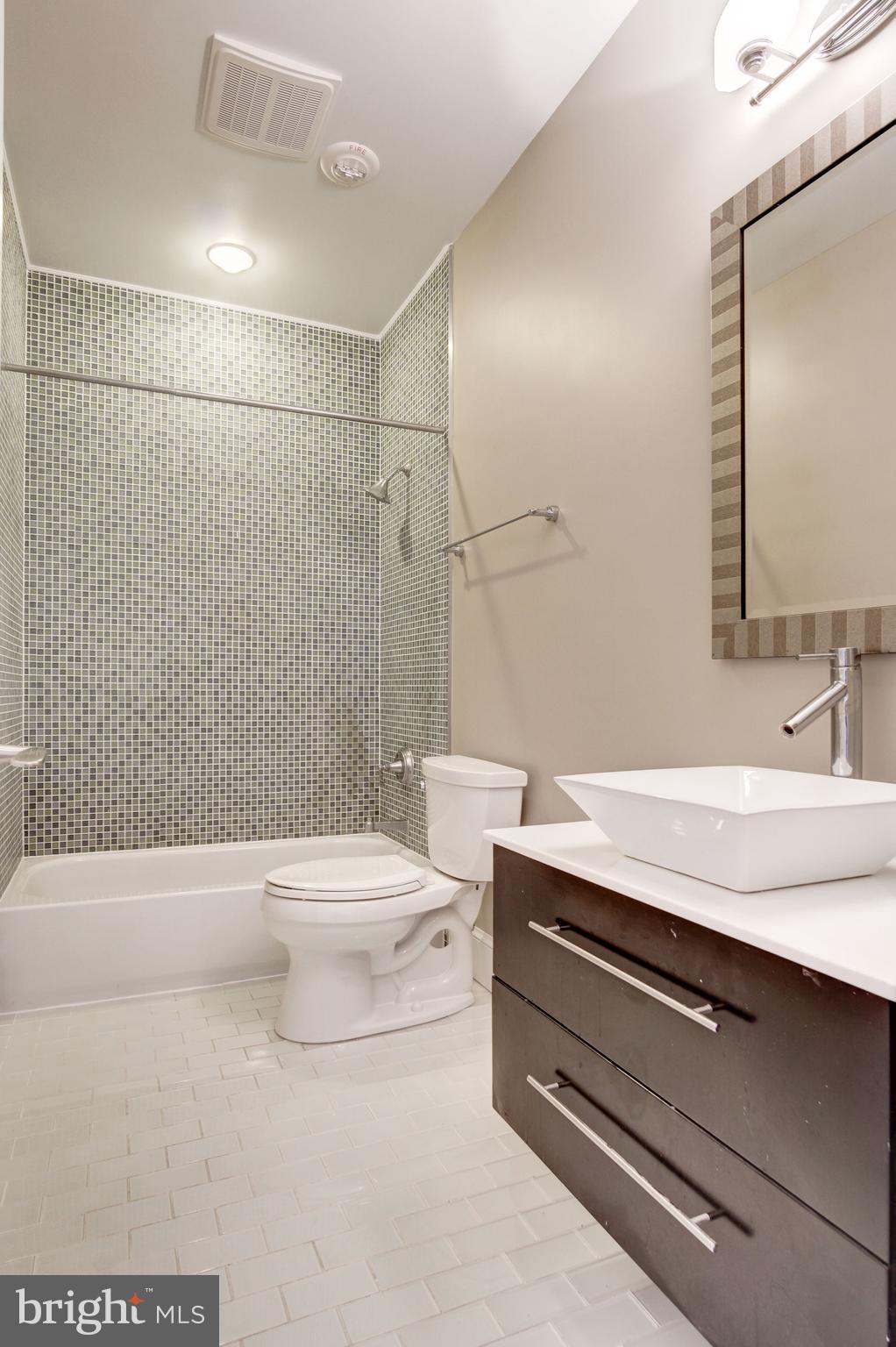 1316 9th Street Northwest, Unit 2 Washington, DC 20001 - Photo 25 of 35 Spa inspired bath