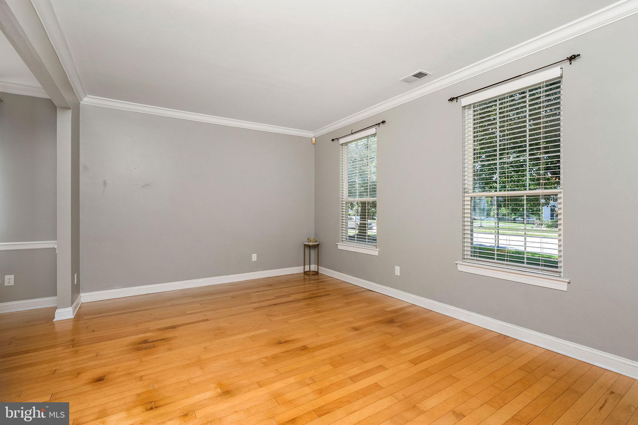 412 Denow Road Pennington, NJ 08534 - Photo 5 of 35 Gallery Image 5