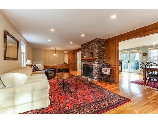 262 Pelham Island Road Wayland, MA 01778 - Photo 4 of 27