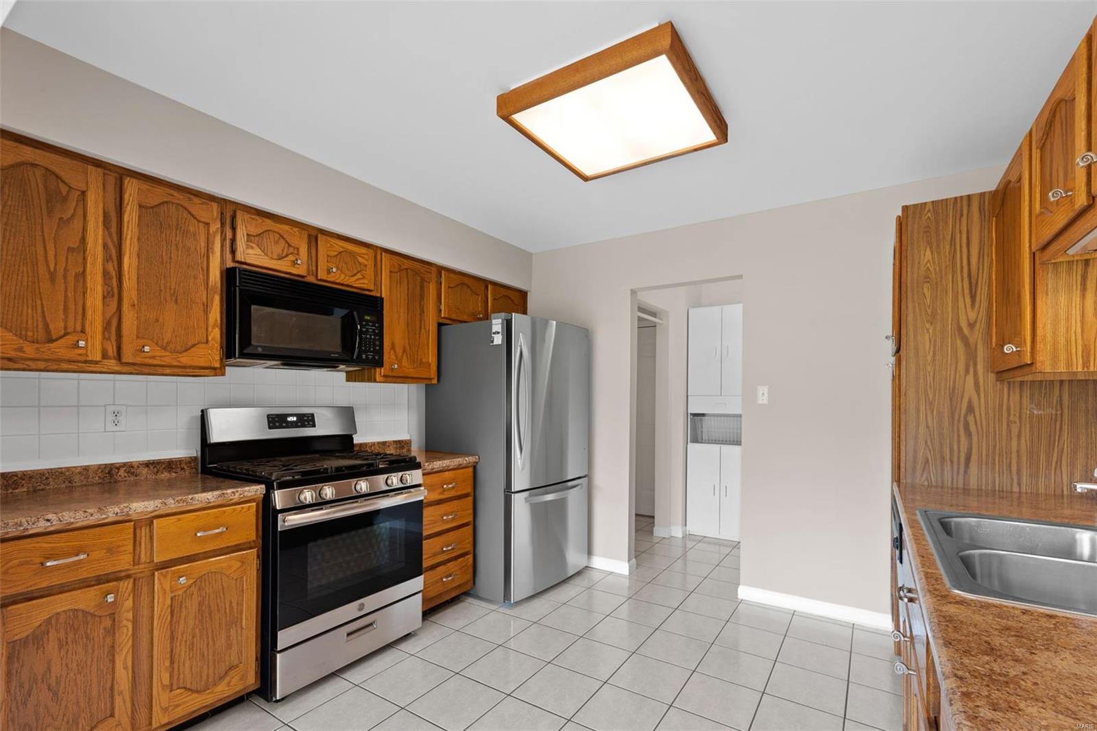 5495 Bourbeuse Common, Unit 4 Weldon Spring, MO 63304 - Photo 11 of 42 Gallery Image 11