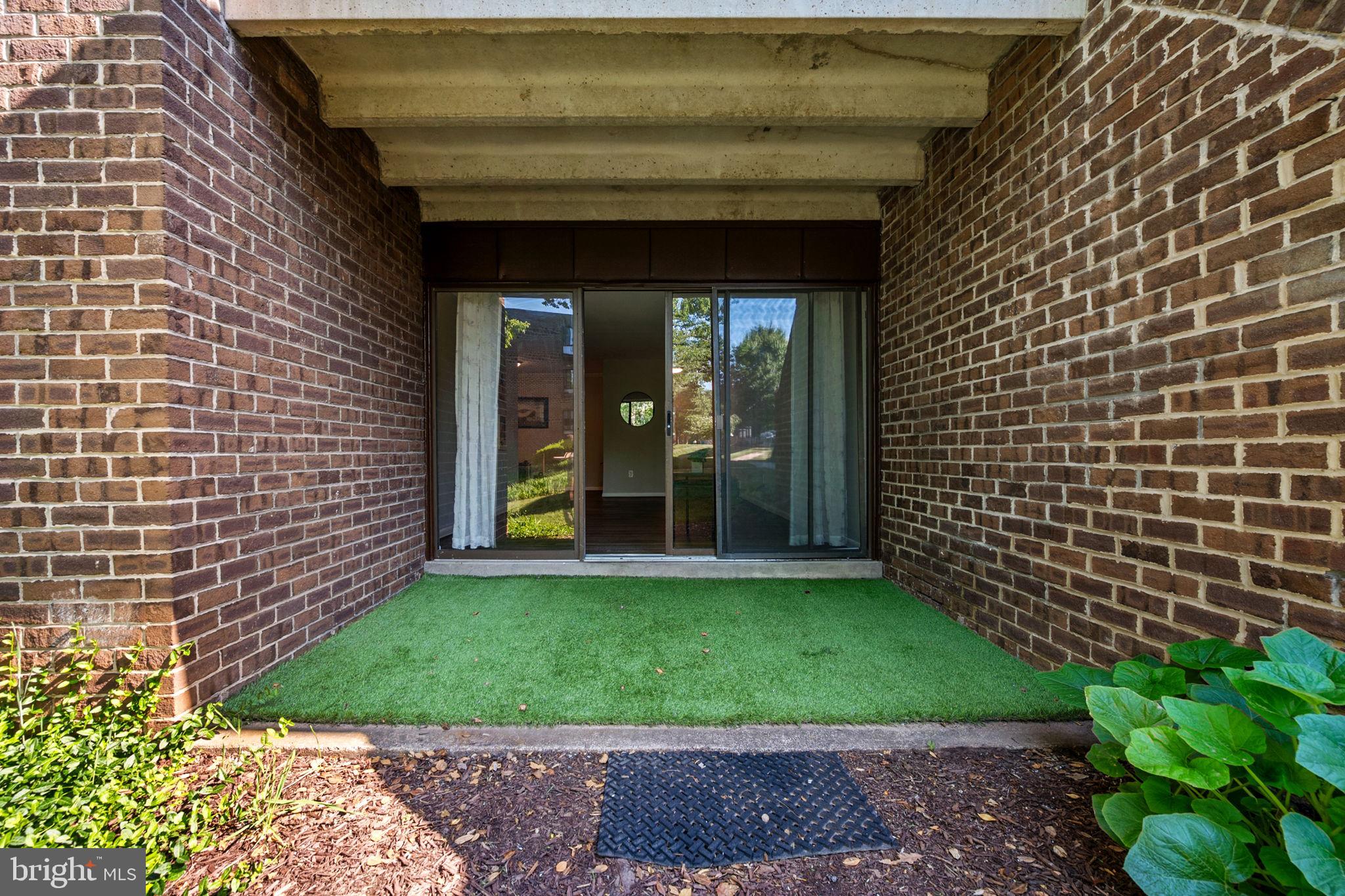 11240 Chestnut Grove Square, Unit 157 Reston, VA 20190 - Photo 5 of 57