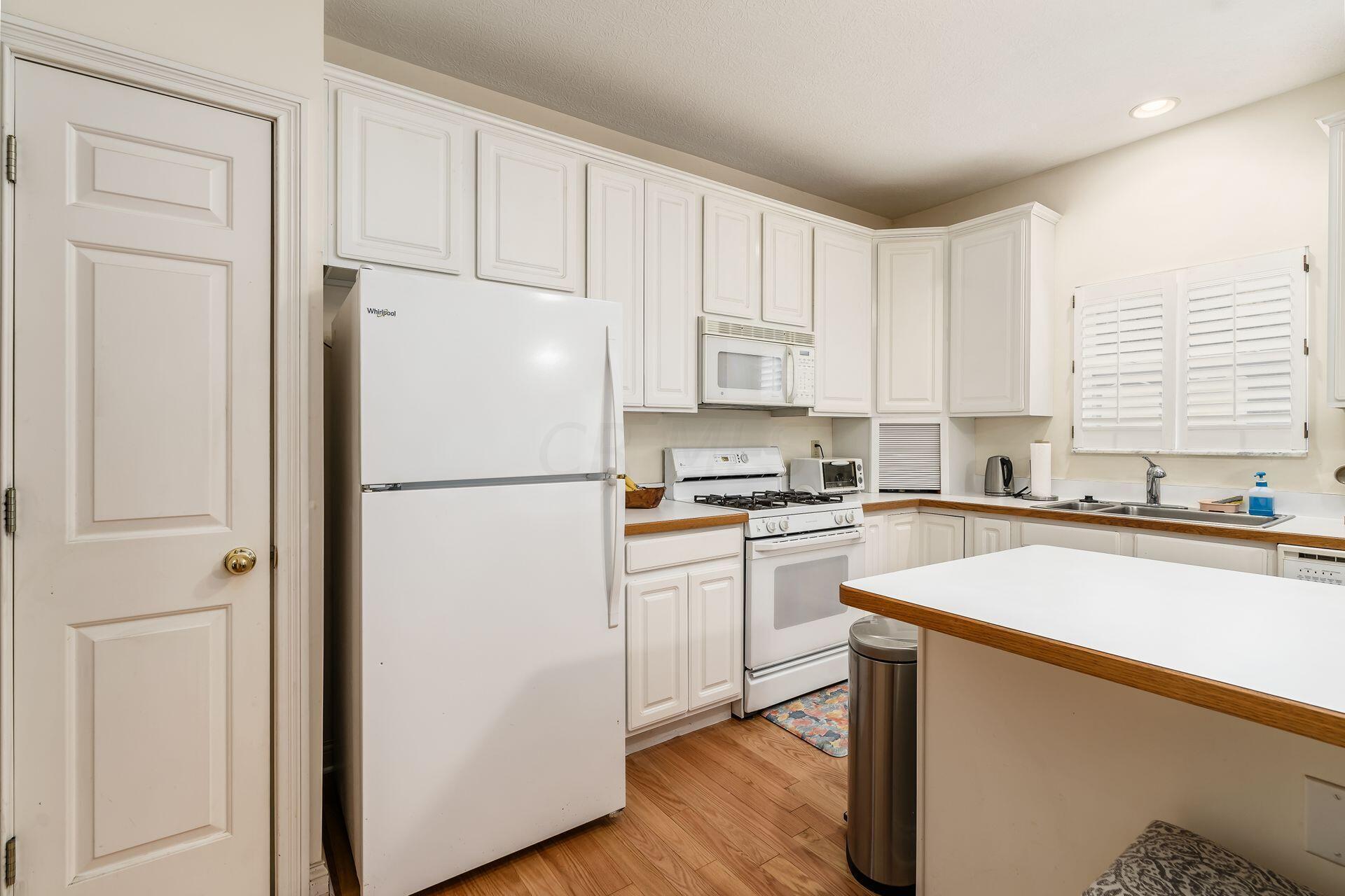 5540 Godown Road Columbus, OH 43235 - Photo 10 of 58 012_ Rd Columbus OH 43235 USA