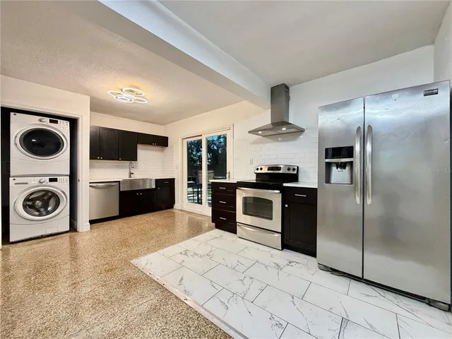 $2,595 | 844 35th Avenue South, St. Petersburg, FL 33705