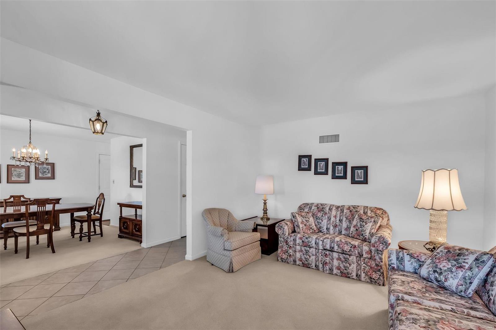 242 Ranchmoor Trail Ellisville, MO 63011 - Photo 6 of 41