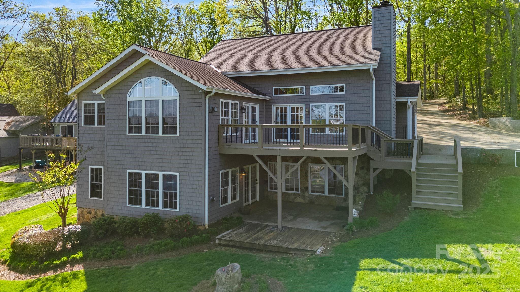 1711 Riverside Drive Lexington, NC 27292 - Photo 6 of 39 Gallery Image 6