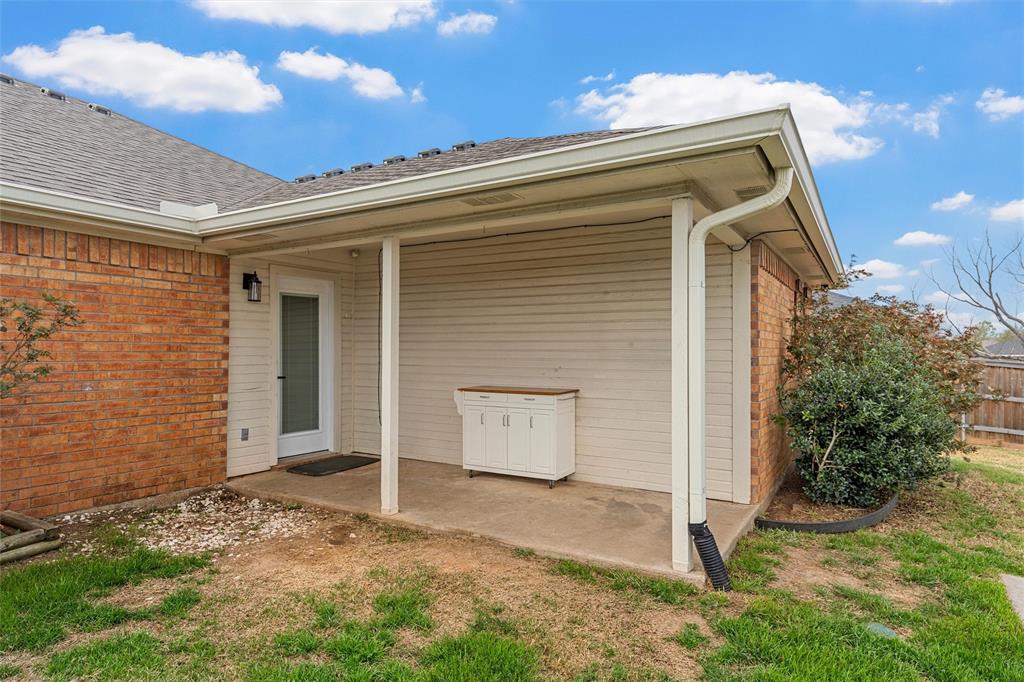 4401 Lacey Circle Waco, TX 76708 - Photo 35 of 38 a view of a house with backyard