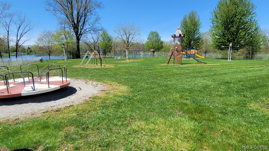 10001 Goodall Road Durand, MI 48429 - Photo 24 of 30