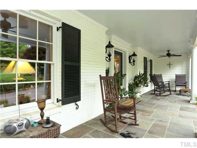 340 Buncombe Street Raleigh, NC 27609 - Photo 3 of 25