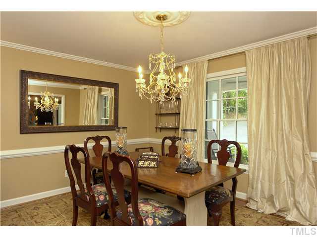 340 Buncombe Street Raleigh, NC 27609 - Photo 9 of 25