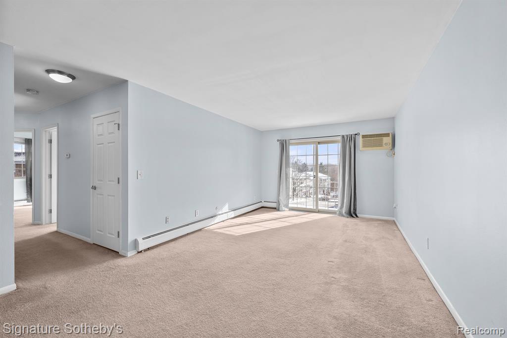 475 Baldwin Avenue, Unit 26 Rochester, MI 48307 - Photo 3 of 17