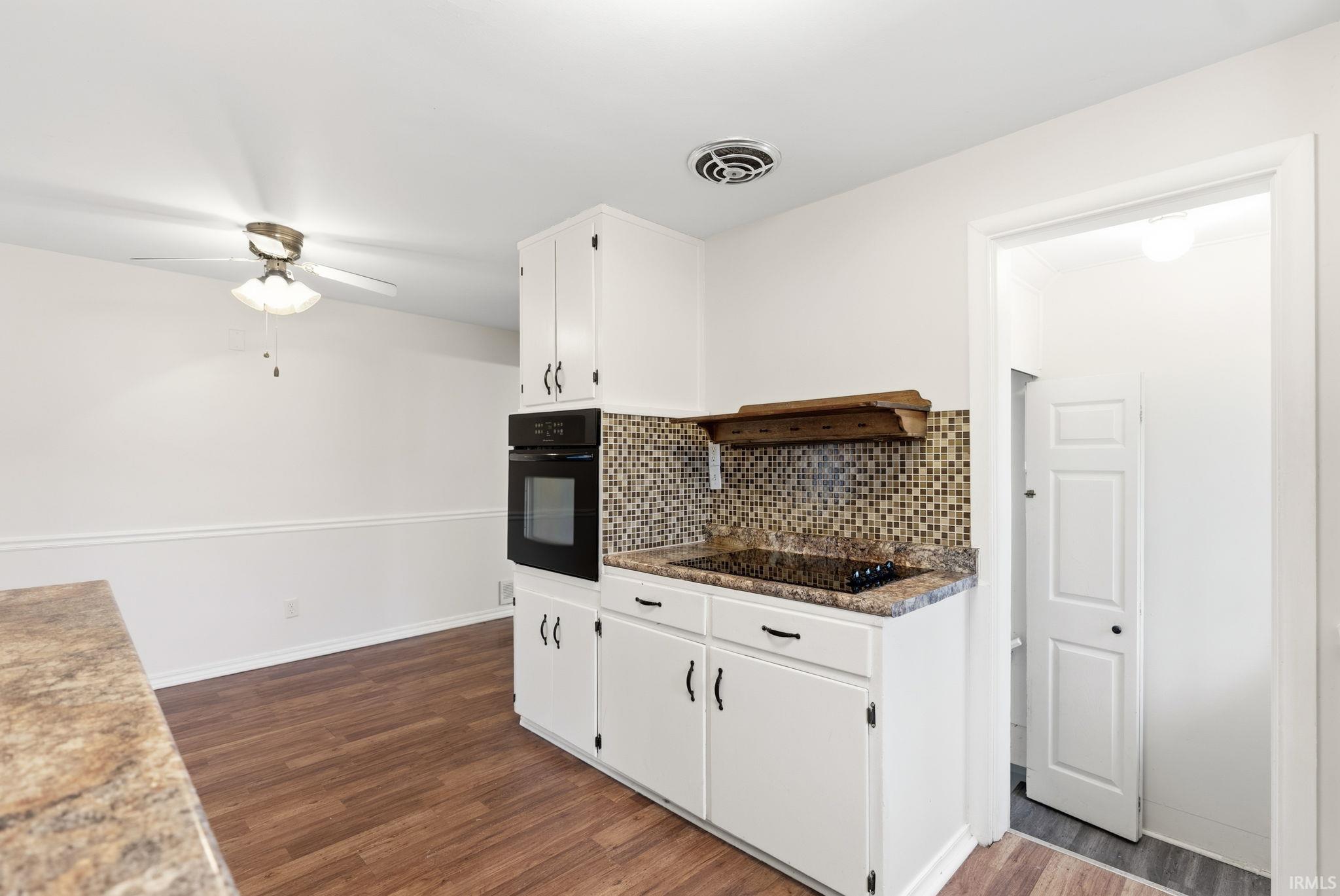2425 White Oak Avenue Fort Wayne, IN 46805 - Photo 11 of 34