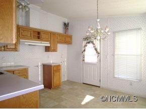 25 Holbrook Road Candler, NC 28715 - Photo 14 of 24 Gallery Image 14