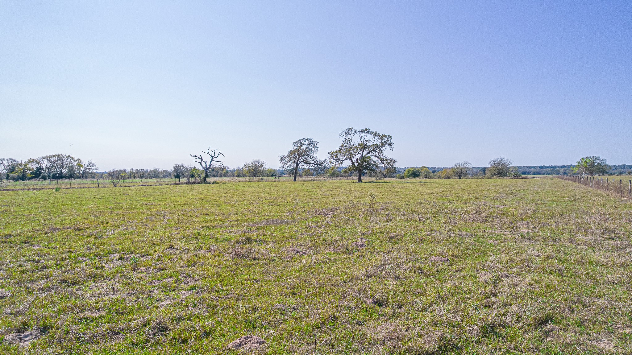 28-acres Shaws Bend Road Columbus, TX 78934 - Photo 8 of 22 a view of a ocean with beach