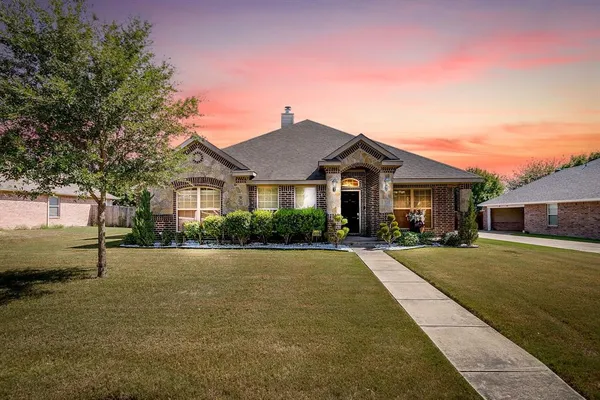 $357,000 | 110 Sheri Way, Red Oak, TX 75154