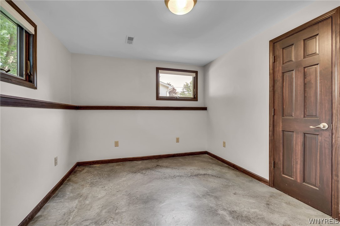 5300 Shimerville Road Clarence, NY 14031 - Photo 23 of 45