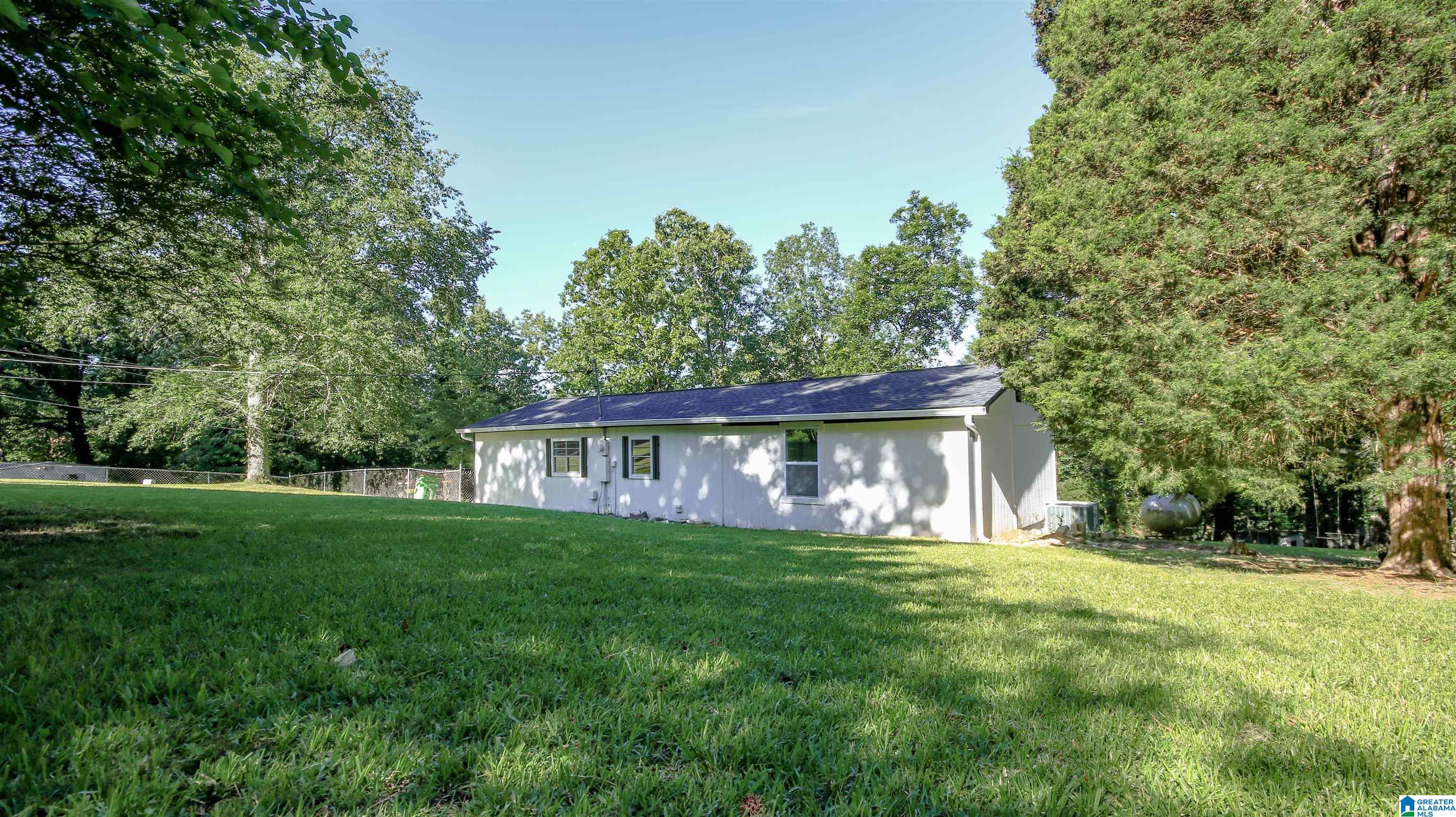 69 Sharon Street Springville, AL 35146 - Photo 4 of 22 Gallery Image 4