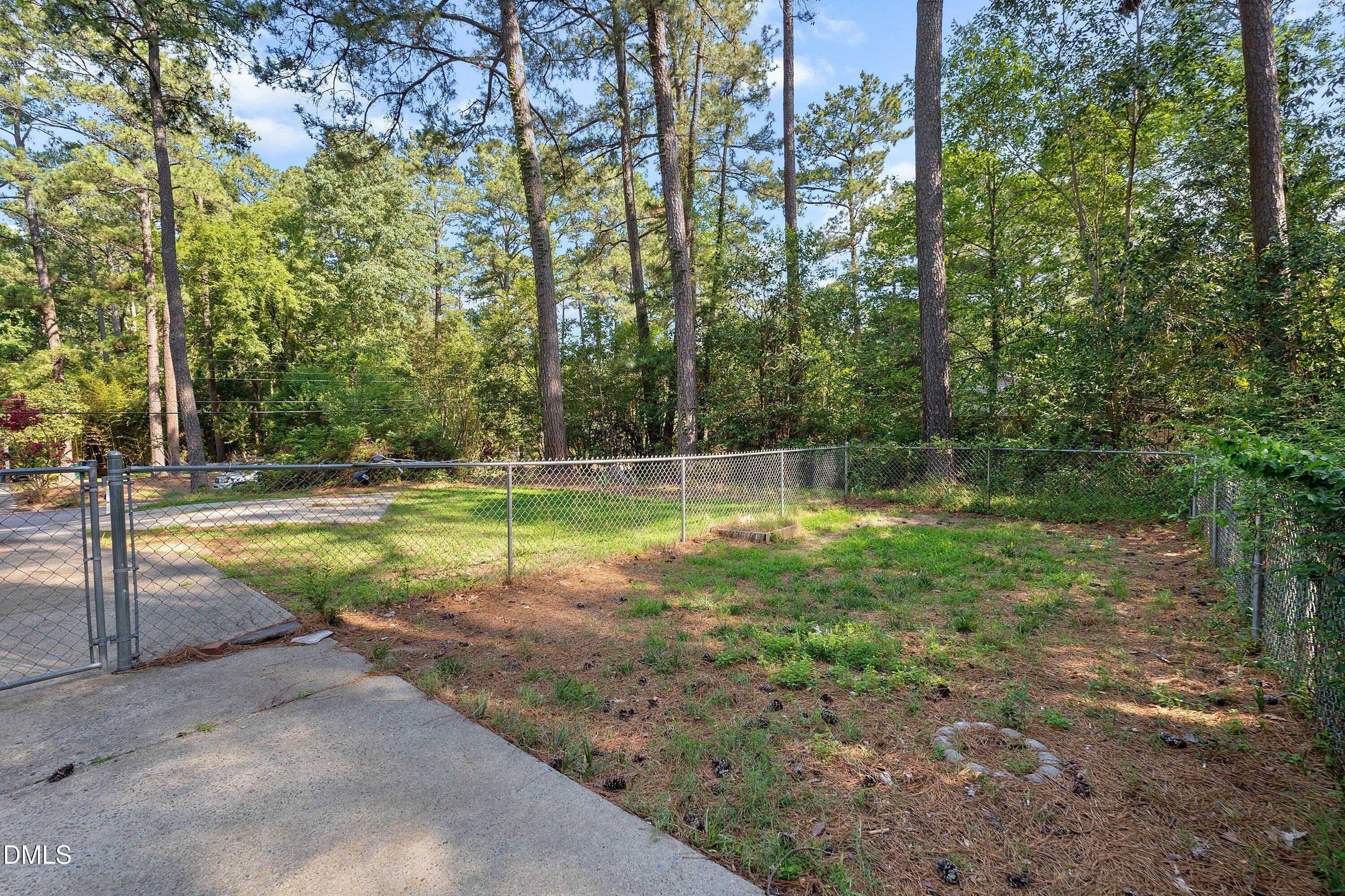 4807 Brentwood Road Durham, NC 27713 - Photo 42 of 50 43-4807 Brentwood_5551