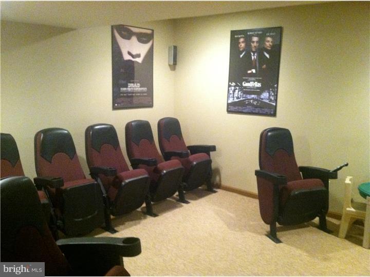 6 Mason Drive Sicklerville, NJ 08081 - Photo 15 of 16