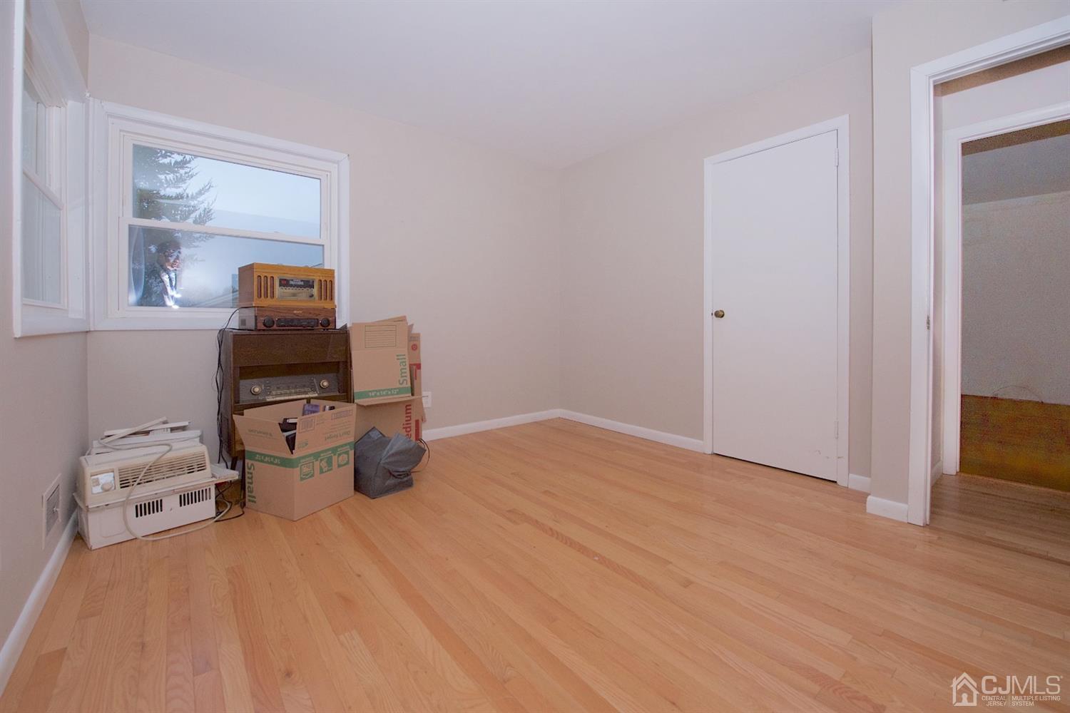 44 Ridgeview Road Jamesburg, NJ 08831 - Photo 11 of 21 Gallery Image 11