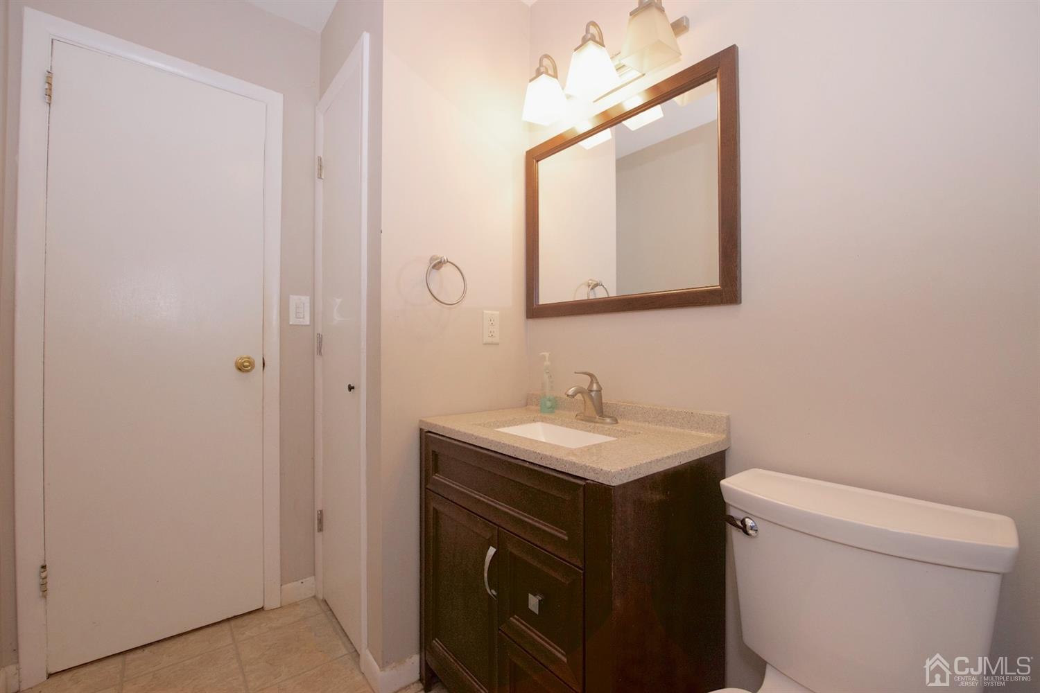 44 Ridgeview Road Jamesburg, NJ 08831 - Photo 13 of 21 Gallery Image 13