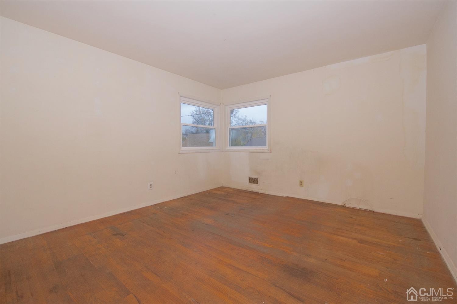 44 Ridgeview Road Jamesburg, NJ 08831 - Photo 8 of 21 Gallery Image 8