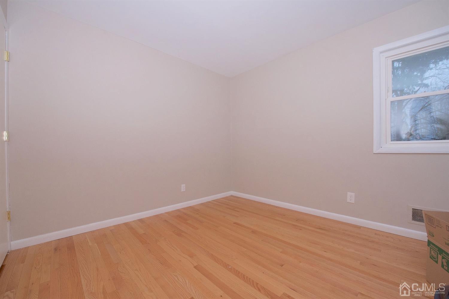 44 Ridgeview Road Jamesburg, NJ 08831 - Photo 10 of 21 Gallery Image 10